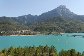 lac de serre-ponçon - hautes alpes - Fr