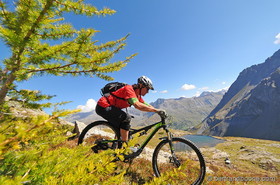 VTT dans les vallons de La Meije (05)