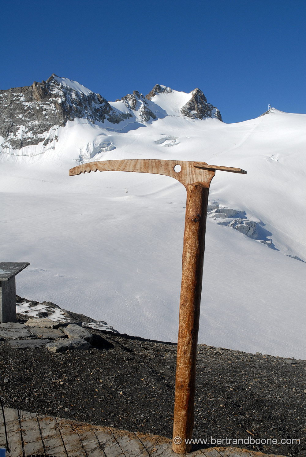 - la grave - france