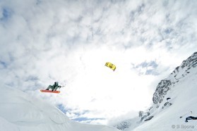 Romain Luppi - Bernina pass - snowkite en Suisse